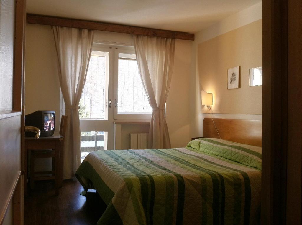 Avalanche - Alpine Boutique Hotel Саузе-д'Ульс Номер фото